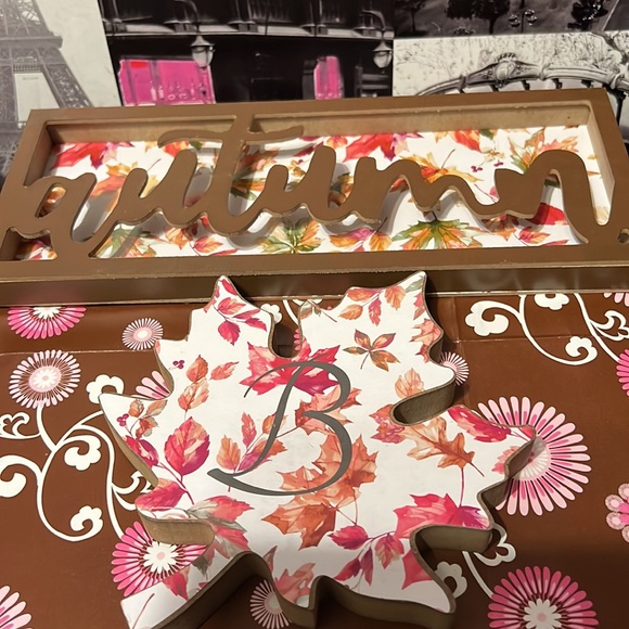 New Home Collection Fall/Autumn Leaves Shelf Sitter Decor Set with Initial “B” - Picture 6 of 6